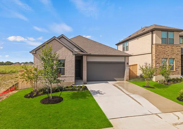 Photo 2 of Single family home for sale at 25536 Flora Bella Ln, Elgin, TX 78621 | MLS# 9658566 | Listing updated on 2026-09-29