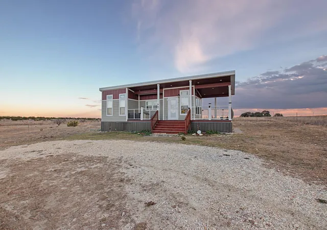 Homes for sale in Lometa, TX | 2826 County Road 2800, Lometa, TX 76853 | MLS# 1716605