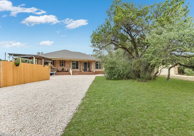 1st image of 300 Round Rock Rd, Wimberley, TX 78676 | MLS# 7025572