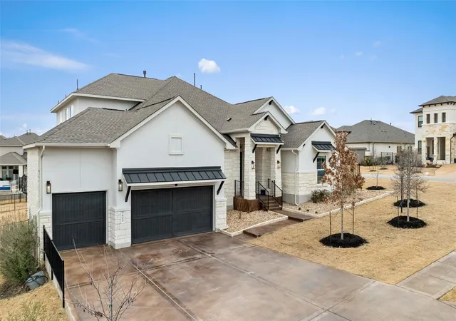 2nd image of 600 Bonfisk Bnd, Austin, TX 78738 | MLS# 7335861