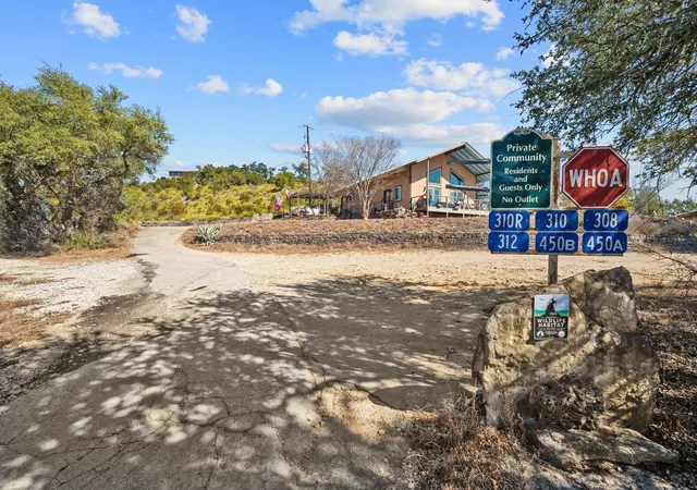 4th image of 310 Eagles Nest Dr, Wimberley, TX 78676 | MLS# 9268607