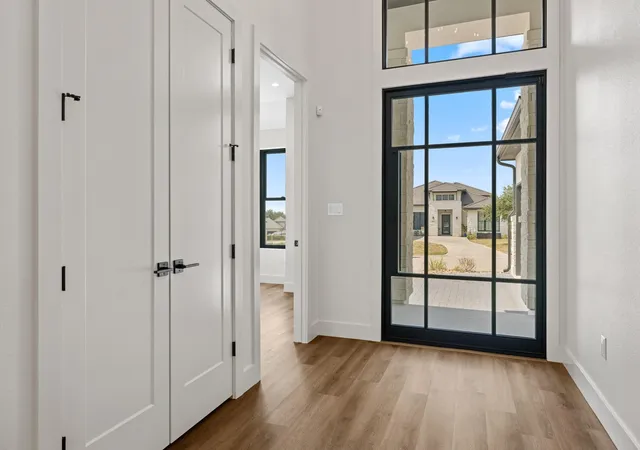 Photo 3 of Single family home for sale at 903 Flint Ridge Trl, Georgetown, TX 78628 | MLS# 9921502 | Listing updated on 2026-09-01