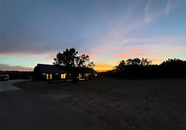 40th image of 107 W Lakeshore Dr, Dripping Springs, TX 78620 | MLS# 1949755