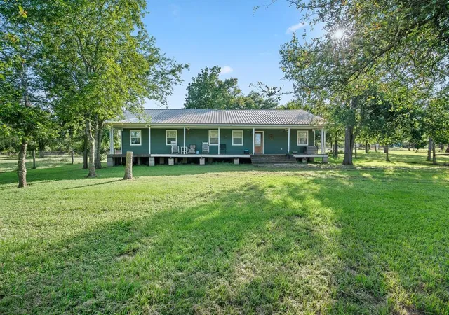 Photo 3 of House for sale at 4771 County Rd 473, Elgin, TX 78621 | MLS# 7956164 | Listing updated on 2026-03-16