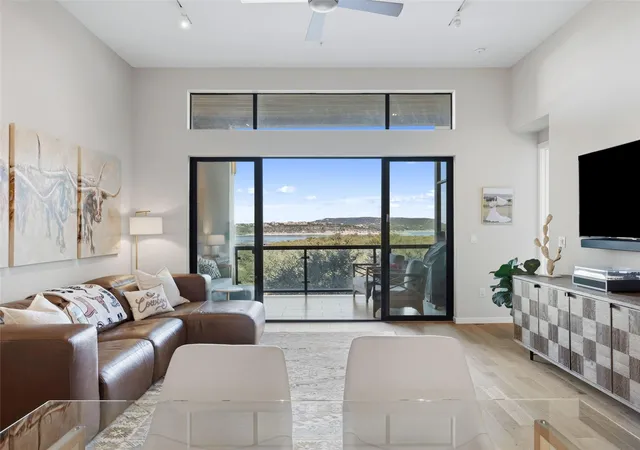 3rd image of 5921 Hi Line Rd, Austin, TX 78734