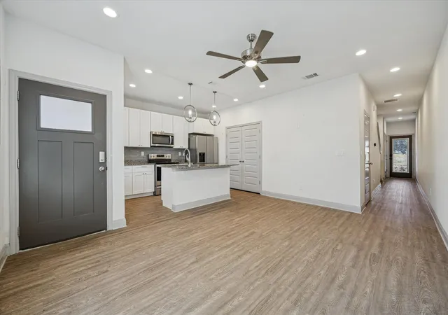 Photo 1 of Townhouse for sale at 18812 Nicklaus Dr, Lago Vista, TX 78645 | MLS# 9329336 | Listing updated on 2026-09-24