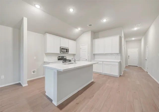 Photo 4 of Single family home for sale at 20000 Schatz Way, Manor, TX 78653 | MLS# 6998358 | Listing updated on 2026-07-14