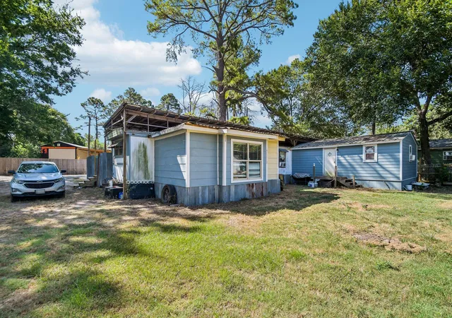 Manufactured home for sale at 126 Market St, Bastrop, TX 78602 | MLS# 8088684