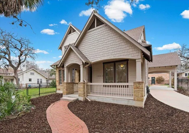 2nd image of 3006 Washington Sq, Austin, TX 78705 | MLS# 9721387