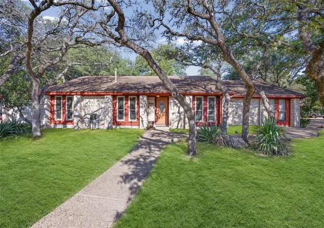 Single family home for sale at 11006 Brodie Ln, Austin, TX 78748 | MLS# 2328874