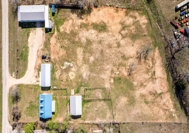 39th image of 1516 Old Luling Rd, Lockhart, TX 78644 | MLS# 1139254