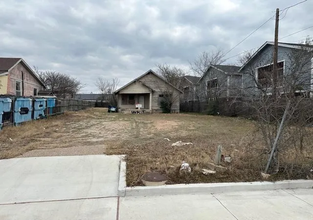 4th image of 1167 Springdale Rd, Austin, TX 78721 | MLS# 5454014