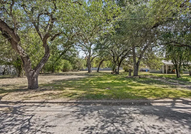 Photo 1 of Land for sale at 1006 N Blanco St, Lockhart, TX 78644 | MLS# 3516245 | Listing updated on 2026-10-02