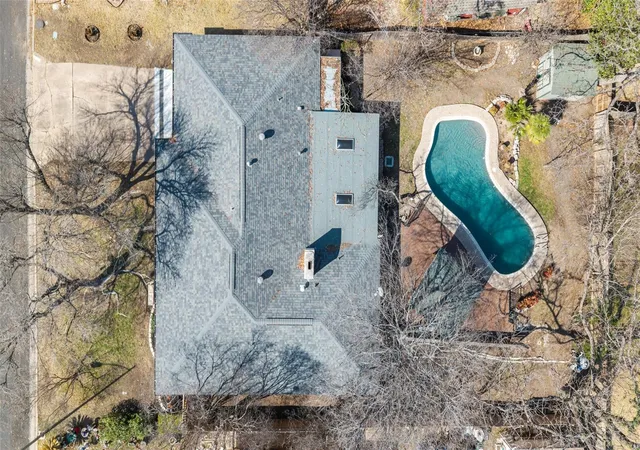 38th image of 1704 Shelbourne Dr, Austin, TX 78752 | MLS# 3401964
