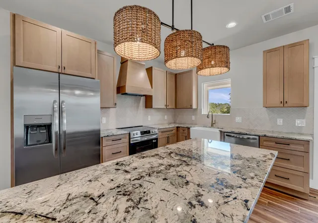 Photo 3 of Single family home for sale at 160 W Stonecastle Dr, Granite Shoals, TX 78654 | MLS# 3621220 | Listing updated on 2026-08-14