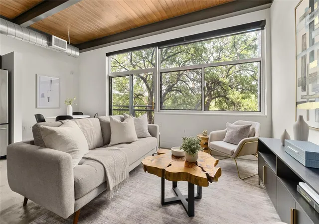 2nd image of 2205 N Lamar Blvd #113, Austin, TX 78705 | MLS# 2051030