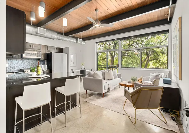 4th image of 2205 N Lamar Blvd #113, Austin, TX 78705 | MLS# 2051030
