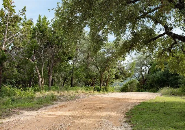 3rd image of 2021 Surrey Hill, Austin, TX 78746 | MLS# 8352280