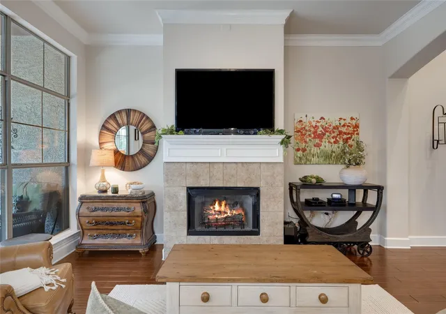 Photo 4 of Condo for sale at 7800 Southwest Pkwy #412, Austin, TX 78735 | MLS# 2797168 | Listing updated on 2026-09-21