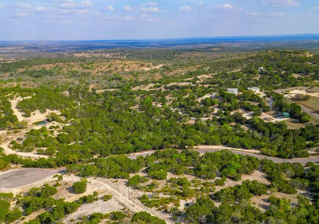 Photo 4 of House for sale at 218 Saddle Wood Trl, Comfort, TX 78013 | MLS# 1702572 | Listing updated on 2026-04-10