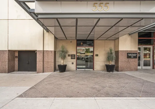 3rd image of 555 E 5Th St #527, Austin, TX 78701 | MLS# 7248936