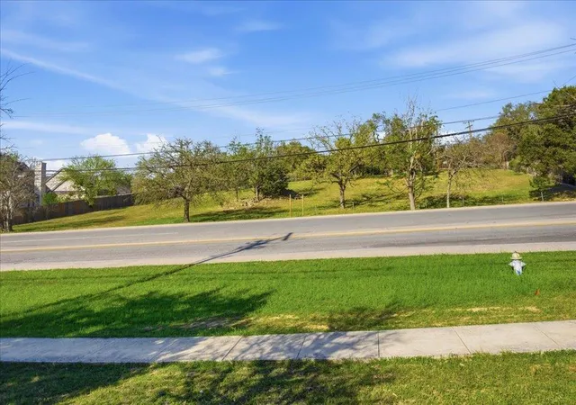 5th image of 1526 Rr 12 Cir, San Marcos, TX 78666 | MLS# 3920469