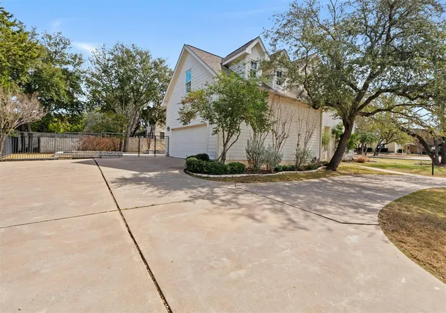 40th image of 625 Robin Dale Ct, Lakeway, TX 78734 | MLS# 1010615