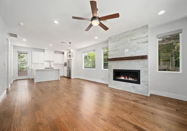 3rd image of 5511 Avenue G #1, Austin, TX 78751 | MLS# 9260376