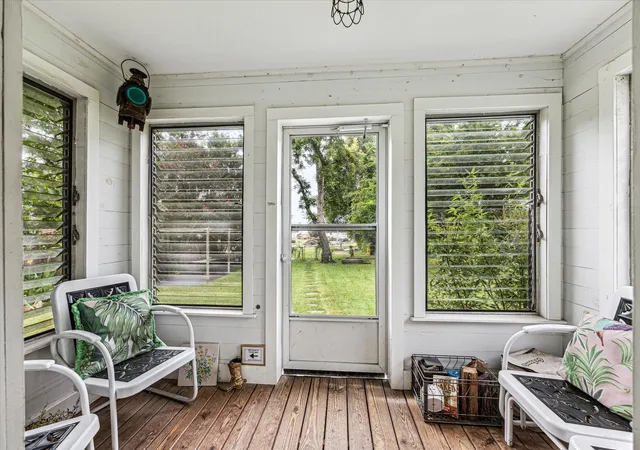 Homes for sale in Brenham, TX | 305 W Alamo St, Brenham, TX 77833 | MLS# 1572102