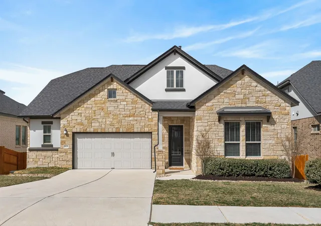 3rd image of 6816 Empresa Dr, Austin, TX 78738 | MLS# 8816280