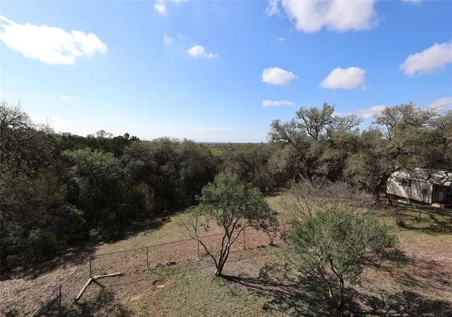 Photo 2 of Single family home for sale at 407 Pioneer Trl, San Marcos, TX 78666 | MLS# 4955669 | Listing updated on 2026-10-12