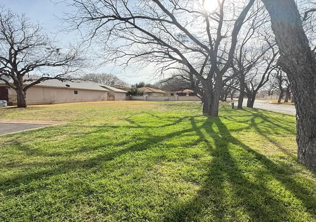 Homes for sale in Horseshoe Bay, TX | 101 Menard Ct, Horseshoe Bay, TX 78657 | MLS# 3752782