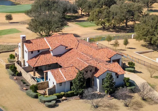 4th image of 444 La Serena Loop, Horseshoe Bay, TX 78657 | MLS# 4701047