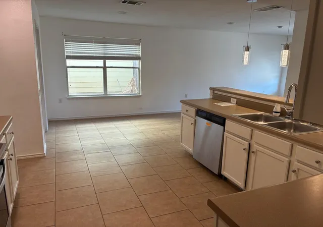 3rd image of 12708 La Paz Ln, Del Valle, TX 78617 | MLS# 4790688
