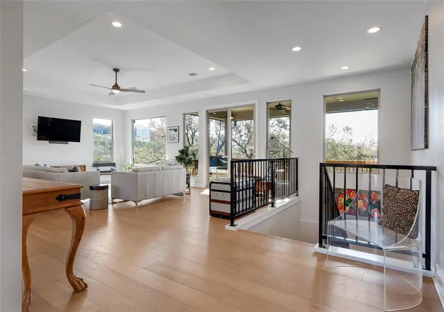 4th image of 21013 Nimitz Ave, Lago Vista, TX 78645 | MLS# 1121322