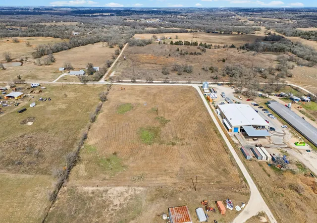5th image of 296 Blisard Rd #C, Elgin, TX 78621 | MLS# 3850895