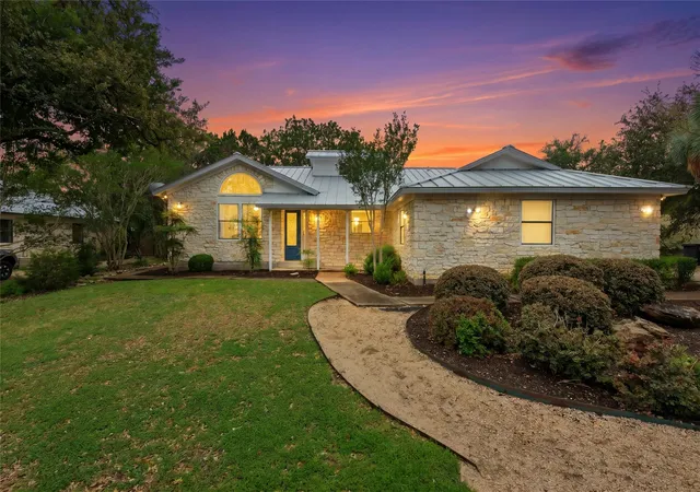 Photo 1 of Single family home for sale at 140 Donna Dr, Wimberley, TX 78676 | MLS# 9329654 | Listing updated on 2026-09-18