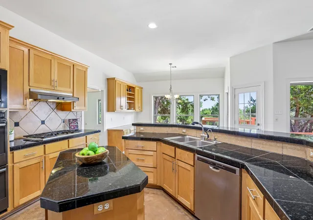 Photo 3 of Single family home for sale at 404 Saddlehorn Dr, Dripping Springs, TX 78620 | MLS# 4074929 | Listing updated on 2026-10-09