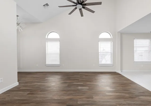 4th image of 11116 Jim Thorpe Ln, Austin, TX 78748 | MLS# 1927251
