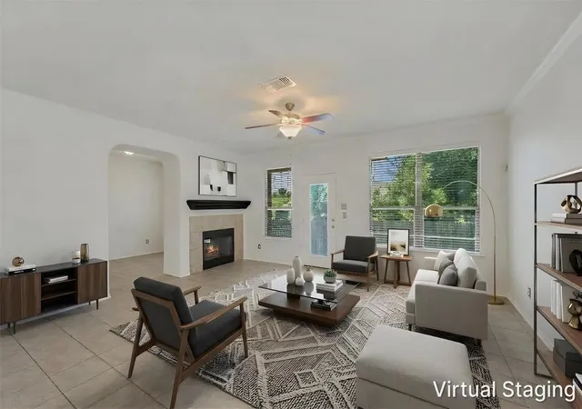 Photo 2 of Single family home for sale at 860 Water Hyacinth Loop, Leander, TX 78641 | MLS# 3726781 | Listing updated on 2026-10-05