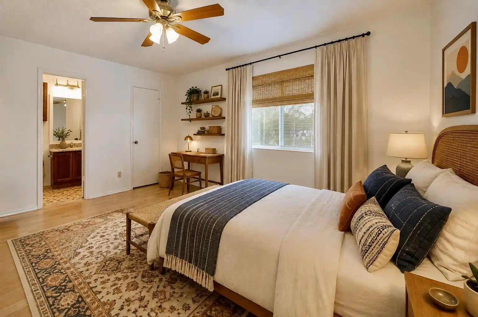 Listing Photo 2 - Condo for sale in 6102 Parkwood Dr located at 6102 Parkwood Dr, Austin, TX 78735 - Unit 6102 Parkwood Dr