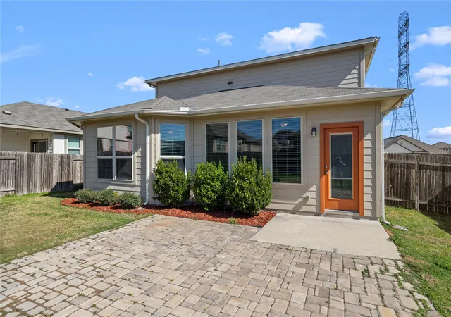3rd image of 19112 Scoria Dr, Pflugerville, TX 78660 | MLS# 4375392