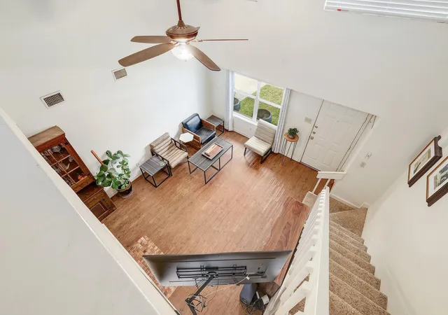 4th image of 703 Vly Vw Dr, Pflugerville, TX 78660