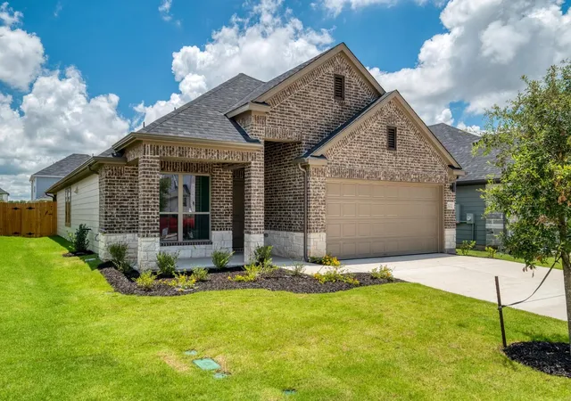 Photo 3 of Single family home for sale at 102 Malibu, Hutto, TX 78634 | MLS# 5807794 | Listing updated on 2026-10-07