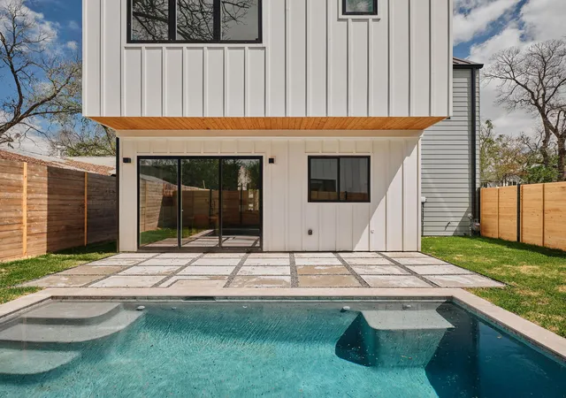 Photo 3 of Single family home for sale at 3019 Garwood St #1, Austin, TX 78702 | MLS# 9553099 | Listing updated on 2026-09-25