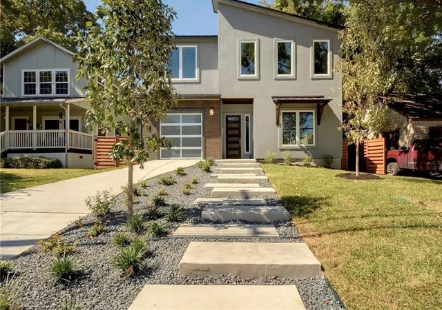 1st image of 1208 Kinney Ave, Austin, TX 78704 | MLS# 5174632