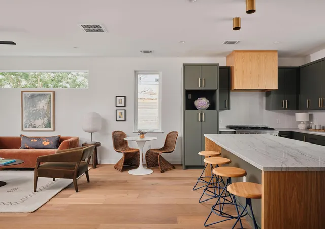 4th image of 3019 Garwood St #2, Austin, TX 78702 | MLS# 5019705