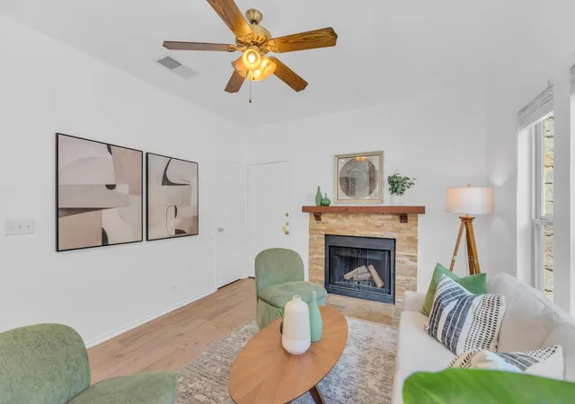 5th image of 2414 Longview St, Austin, TX 78705