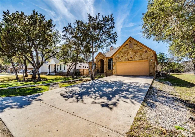 1st image of 11 Rhapsody Ln, Wimberley, TX 78676 | MLS# 8417901