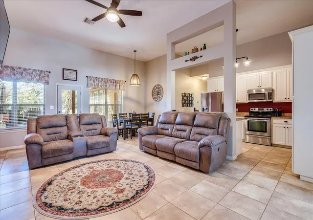 4th image of 11 Rhapsody Ln, Wimberley, TX 78676 | MLS# 8417901